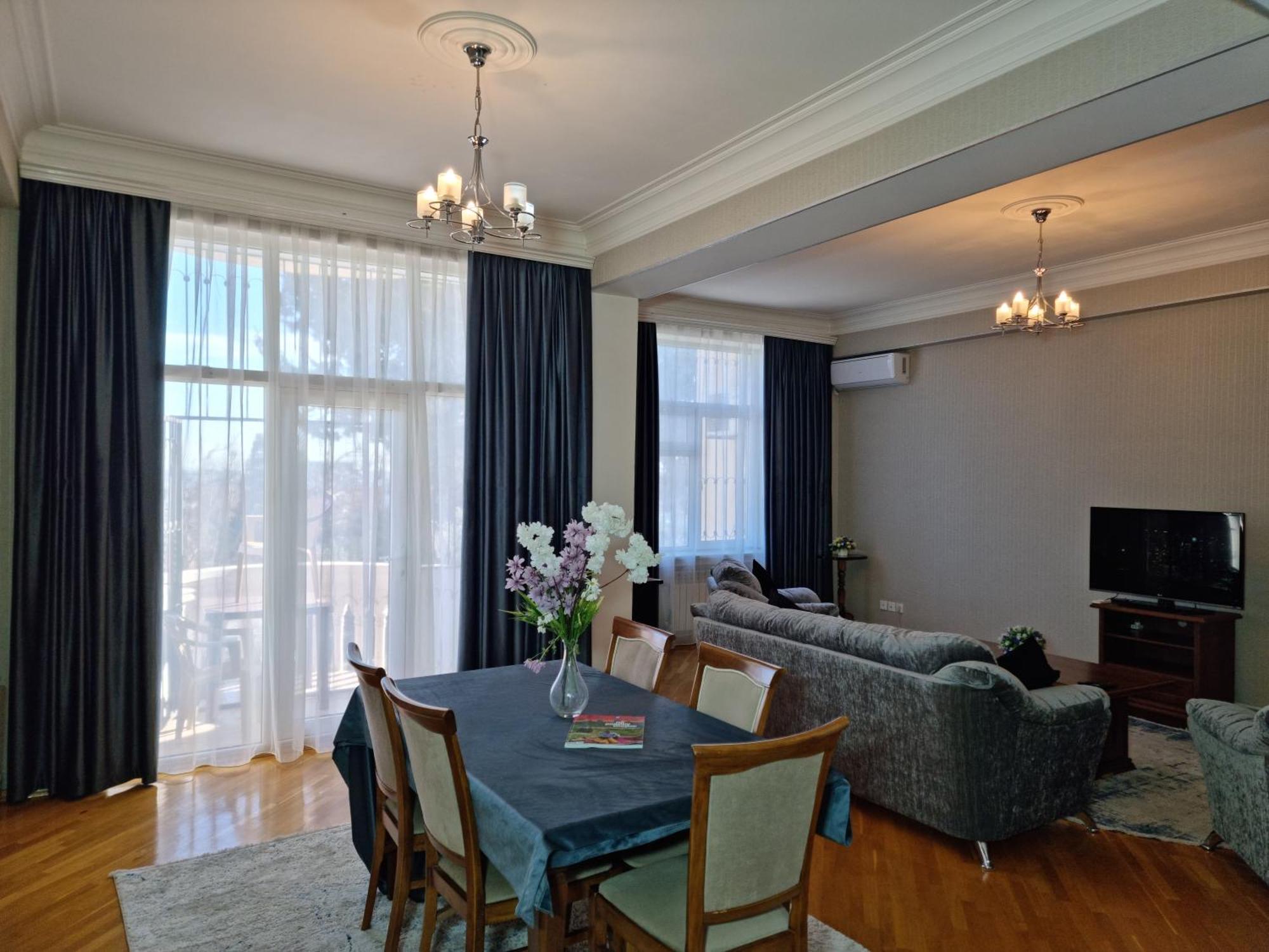 באקו Mayden Family Apartment מראה חיצוני תמונה